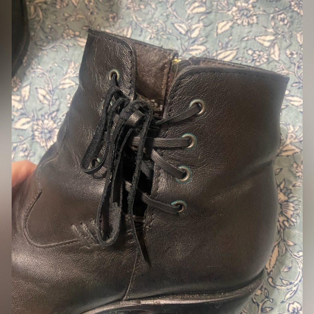 Black leather bootie with side lace accents. Ladies size 9. - Picture 11 of 15